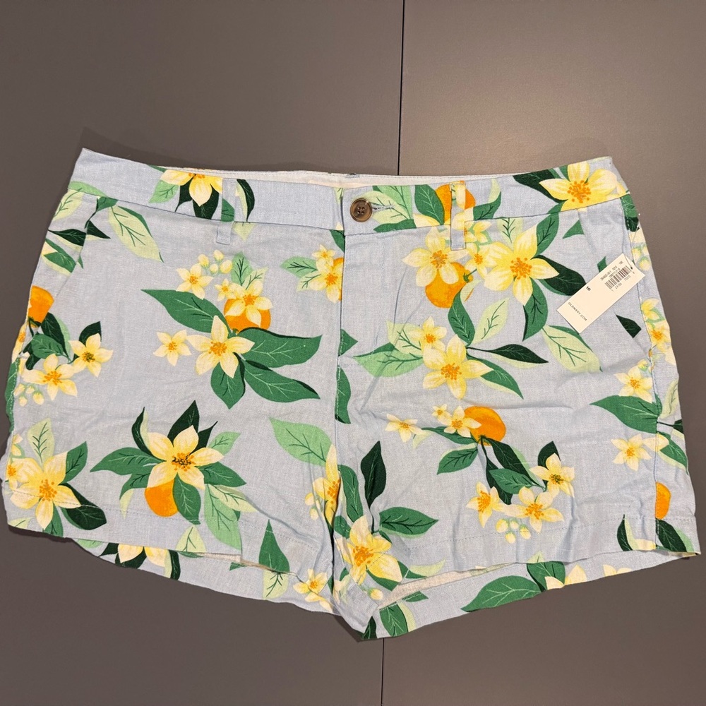 Floral & Citrus Print Women's Everyday Shorts - Size 10 - Old Navy
